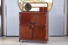 新中式家具131平的現(xiàn)代風(fēng)三居室，看起來很有格